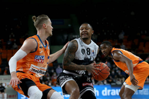 的舞台上 的舞台上